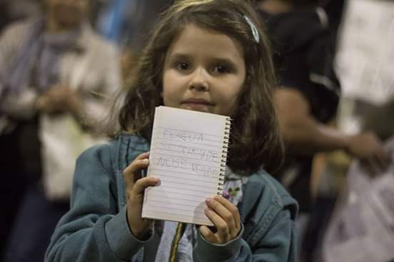 #Uruguay #Montevideo.

22 de Marzo Día Mundial del Agua. 

Hoy se llevó a cabo la Marcha en defensa de la VIDA los TERRITORIOS y contra UPM.

“Nuevamente estamos en la calle, para defender uno de los bienes naturales más preciados y necesarios para la vida: el Agua.
Proclama.