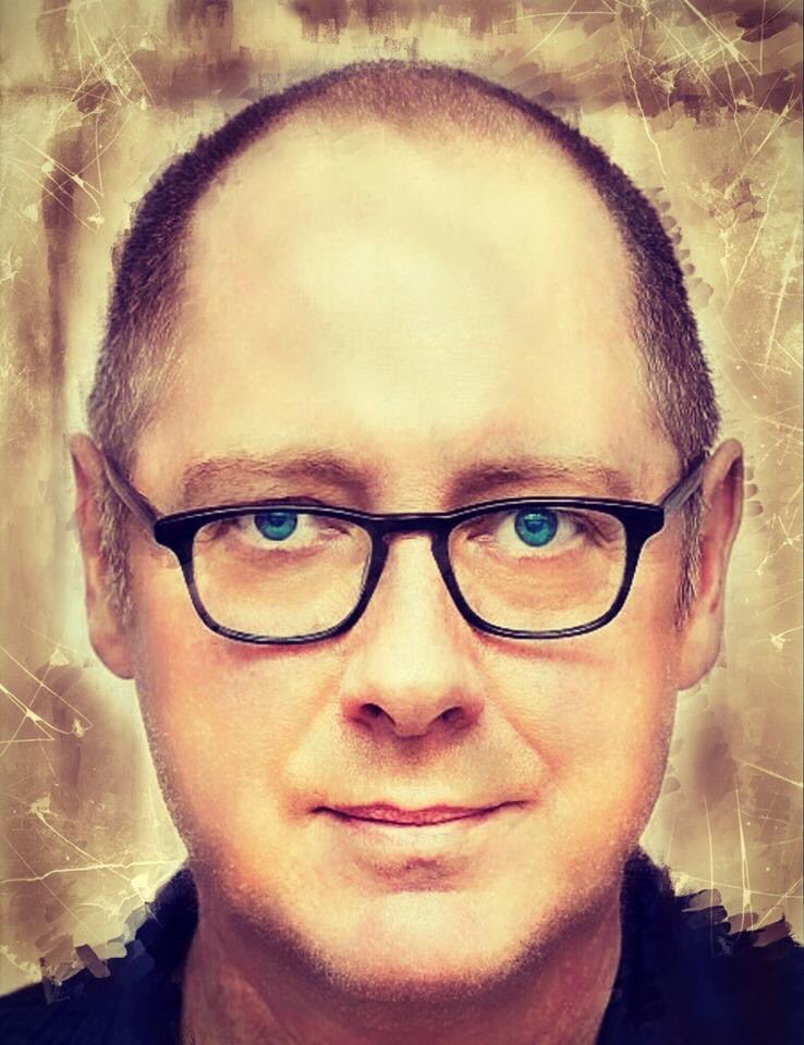 spader4thewin's tweet photo. Thanks DG Sophie Grim for this photo from FB. Isn’t he the most delicious man you’ve ever set eyes on? #RedHotSpader https://t.co/vdidqjOBjG