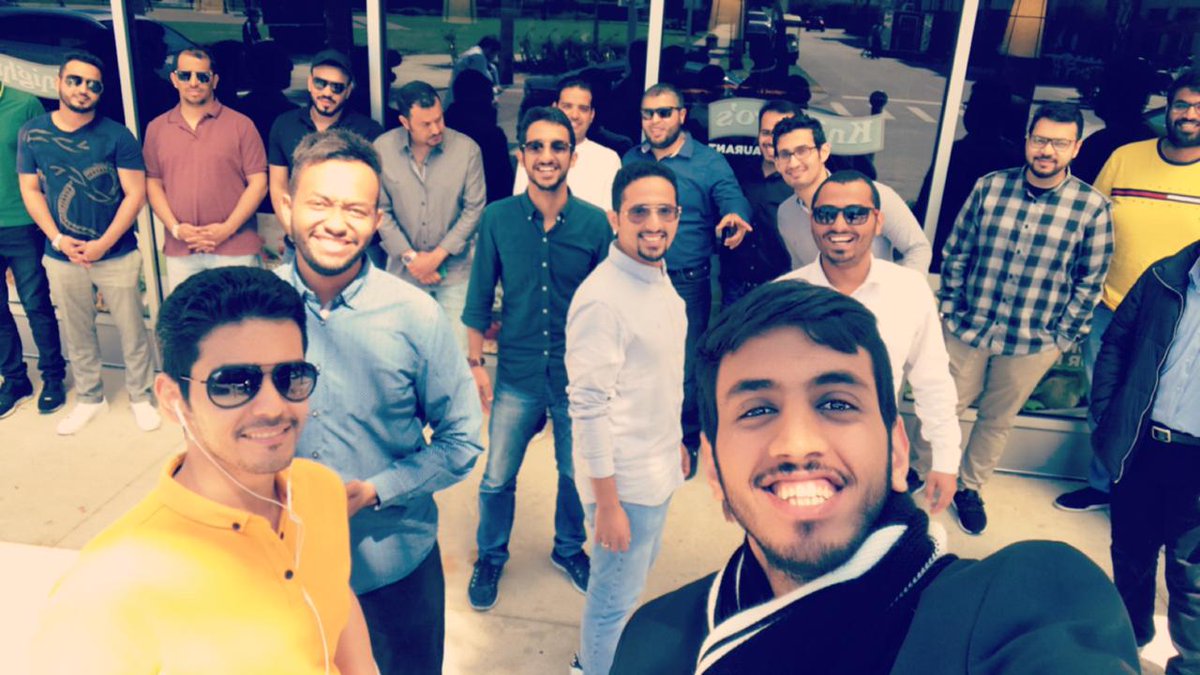 SaudiUCF's tweet photo. اجتماع النادي السعودي في وسط فلوريدا بمنسوبي القوات الخاصة السعودية في غداء عمل https://t.co/fEkoS1QAAv