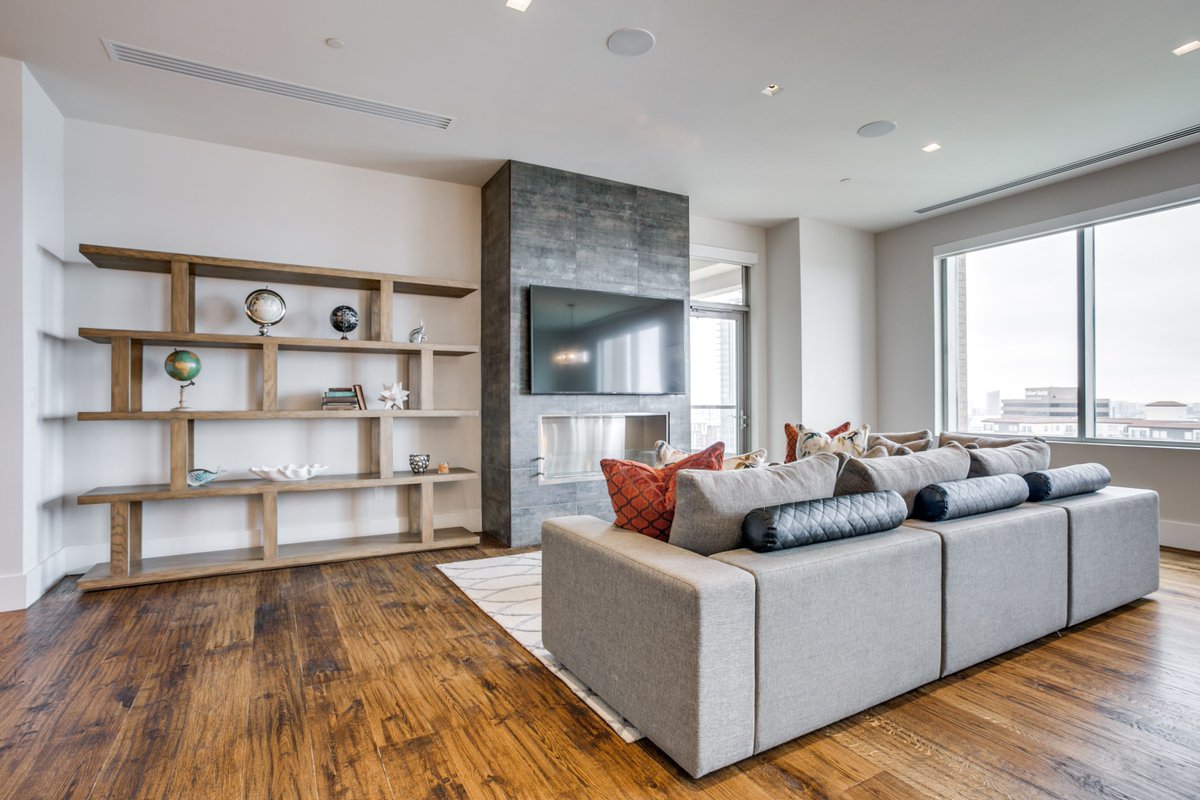 AllieBethAllman's tweet photo. We ❤️ clean design. Open 1-5 p.m. Sunday at the Stoneleigh. 2300 Wolf Street #12md | #UptownDallas | 2 bedrooms | 2.1 baths #LiveLoveUptownDowntown @AllieBethAllman #WeSellUptown #OpenHouse #househunting #LuxuryService #LuxuryLiving #DBest https://t.co/Jv9aGK6nBc https://t.co/LWUC4jpJmh