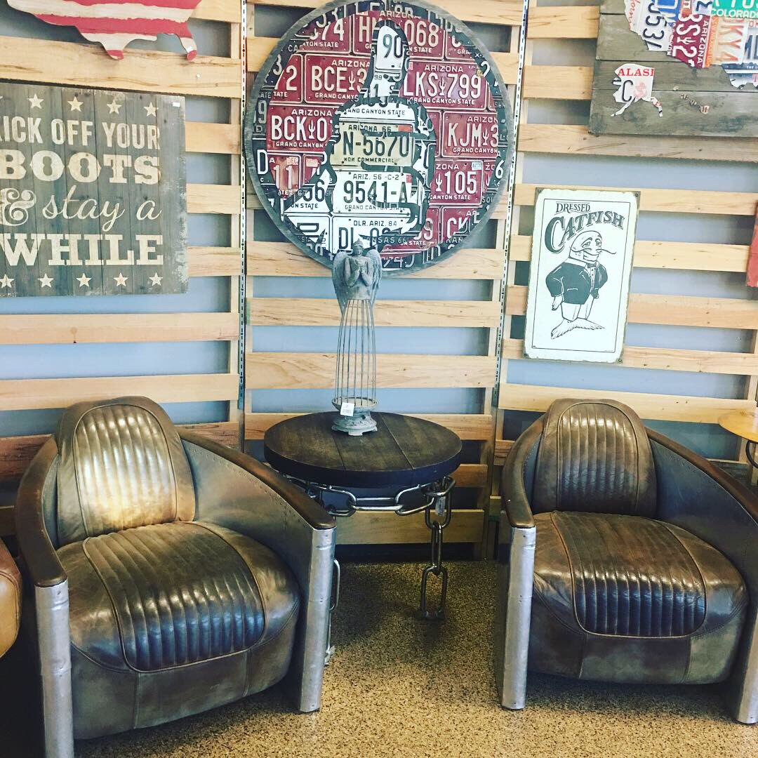 tamaraparisio's tweet photo. Thumbs UP to the Best #CarWash #pitstop and more #Scottsdale #Phoenix #Arizona @thethumbbbq https://t.co/DNAsW2Q6qW