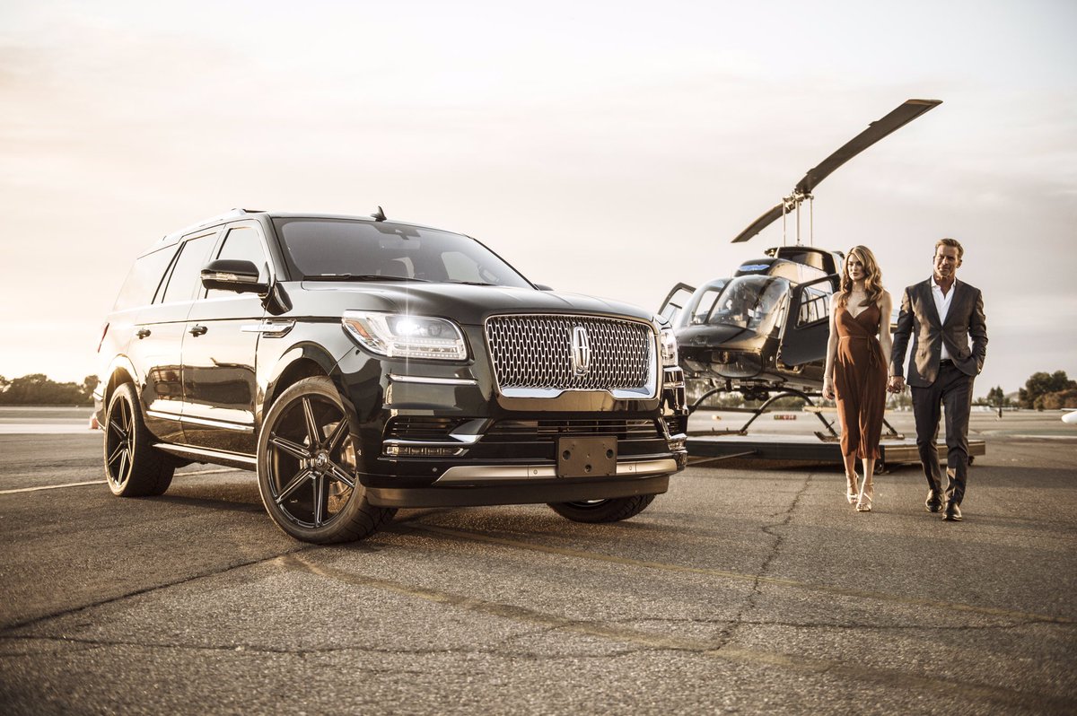 DiscountTire's tweet photo. Make your vehicle look anything but standard with #asantiwheels from #discounttire. For product availability, contact your local @Discount_Tire using the store locator link in our profile.
#ABL25 #Wheelpros #Asanti #luxurylife #lincolnnavigator #boydphoto 📸 boydphoto https://t.co/QTtBlrfci3