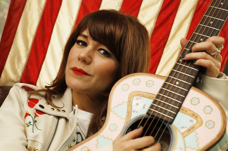 onemagicfetus's tweet photo. First, @KaceyMusgraves (Golden Hour), then @MarenMorris (GIRL), and now @jennylewis (On the Line). I have found so much great female musical talent lately. #GreatMusic #PermanentPlaylist https://t.co/Nq4C50b1kr