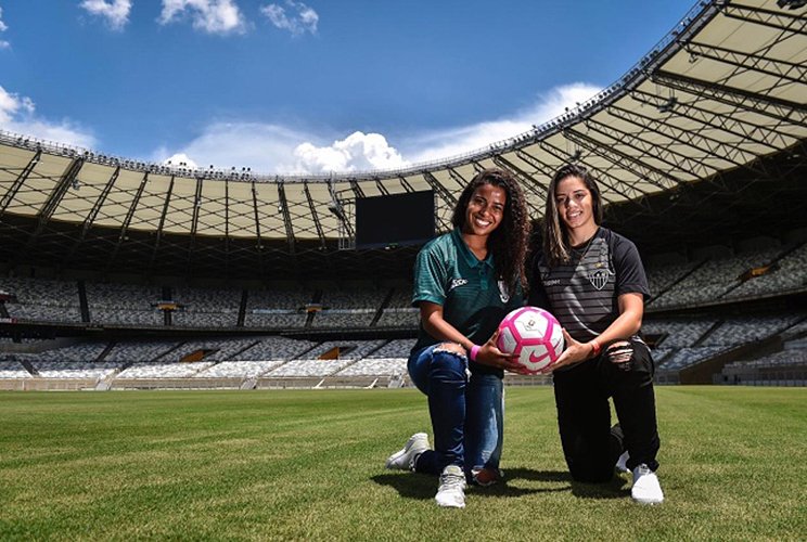 ⚽️🙋‍♀️Uma nova página para o futebol feminino - "Depois de um longo período vivendo como invisíveis, as mulheres viraram o centro das atenções" - confira a coluna de <a href="/ursulanogueira/">Ursula Nogueira</a> 👉 bit.ly/2Czf9Cm