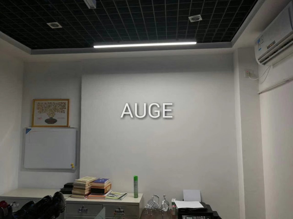 sam_Yuan_led's tweet photo. Ha ha, the office is cool, https://t.co/ypPu0TfoxN