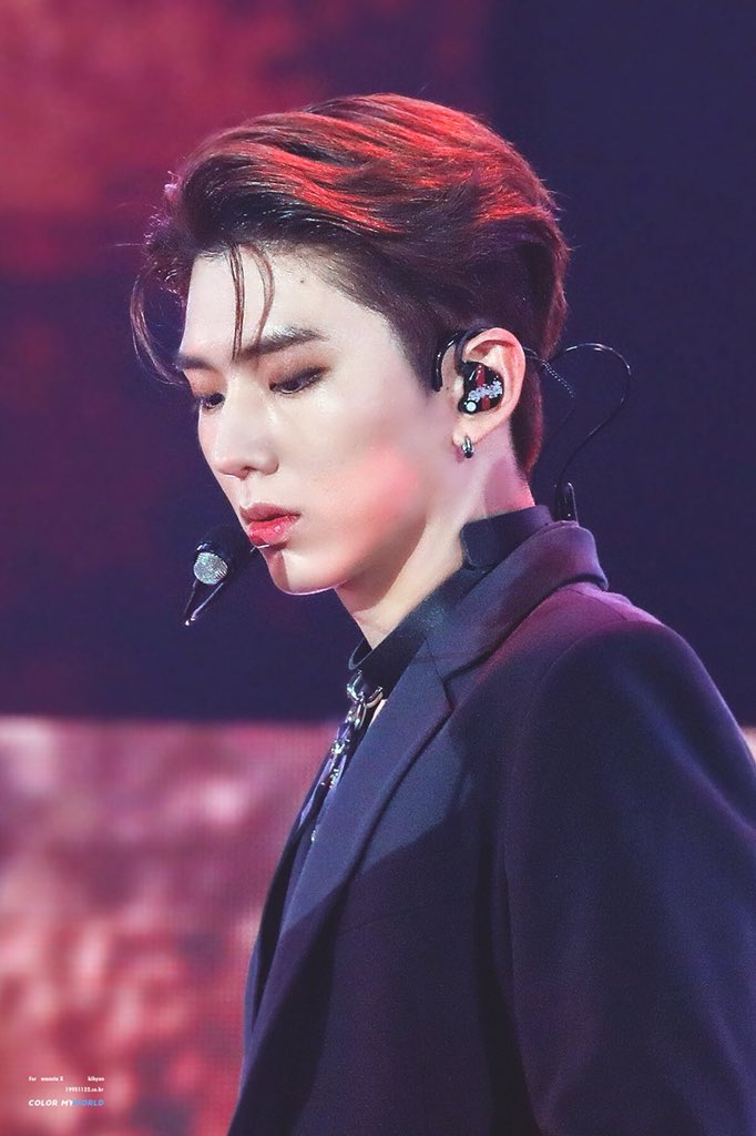 ~A Shark  Kihyun Thread~...aka a thread of Kihyun's sexy, charismatic side..his "dangerous shark" duality pic thread.