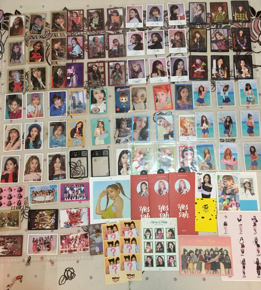 Momo_Touch_down's tweet photo. 買い取ってくださる方いませんか？(><)

振込or手渡し希望です(><)
交換も受付ます🥰

#TWICE2ハイタッチ会 
#TWICEDOMETOUR2019 
#TWICEグッズ買取 
#買取 
#twiceトレカ
#TWICEトレカ交換 https://t.co/n72AR9UytG