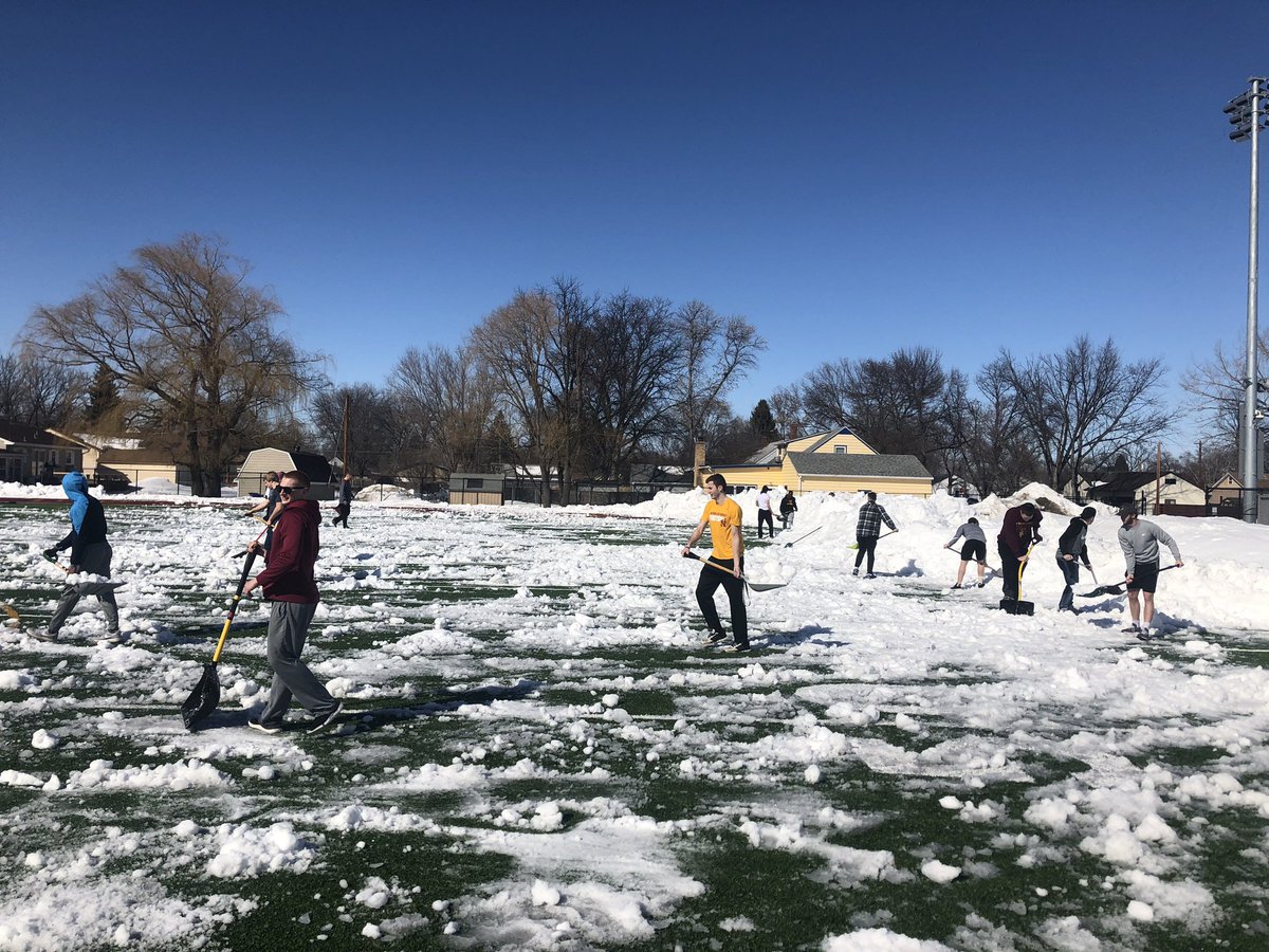 NSUFOOTBALL's tweet photo. Doin the little things to get better. #snowthrow19 #GRIT #packl19fe https://t.co/fa7VJefwKj