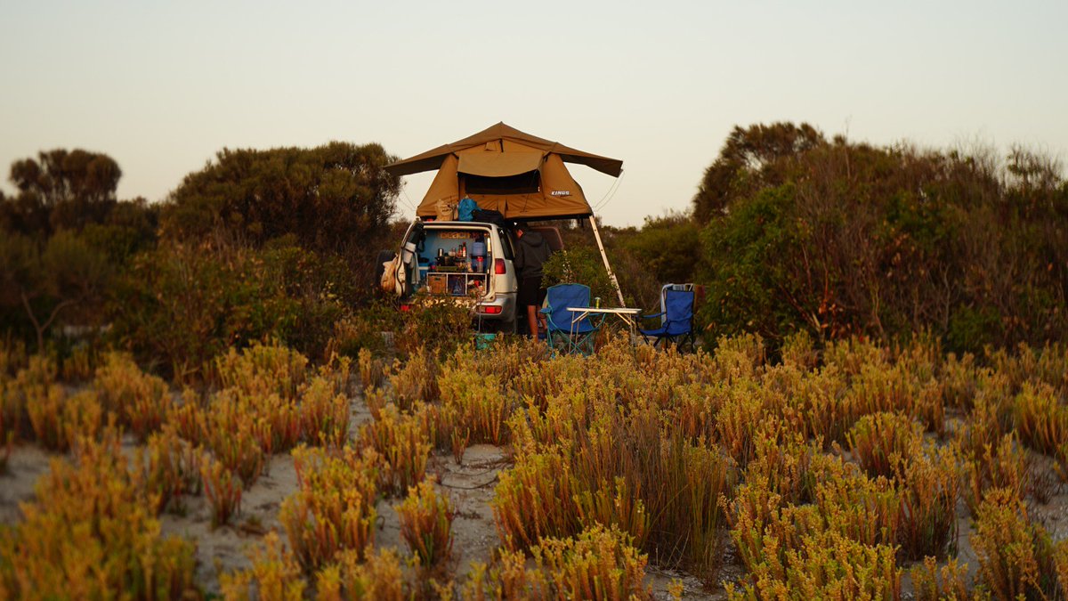 LiveWellWithDel's tweet photo. Everything you need for a perfect #roadtrip in  #Aus https://t.co/snPnocJ33Q  #australia #travelblog #travelblogger #vanlife #roadtriptips https://t.co/dKIrEWrWd0