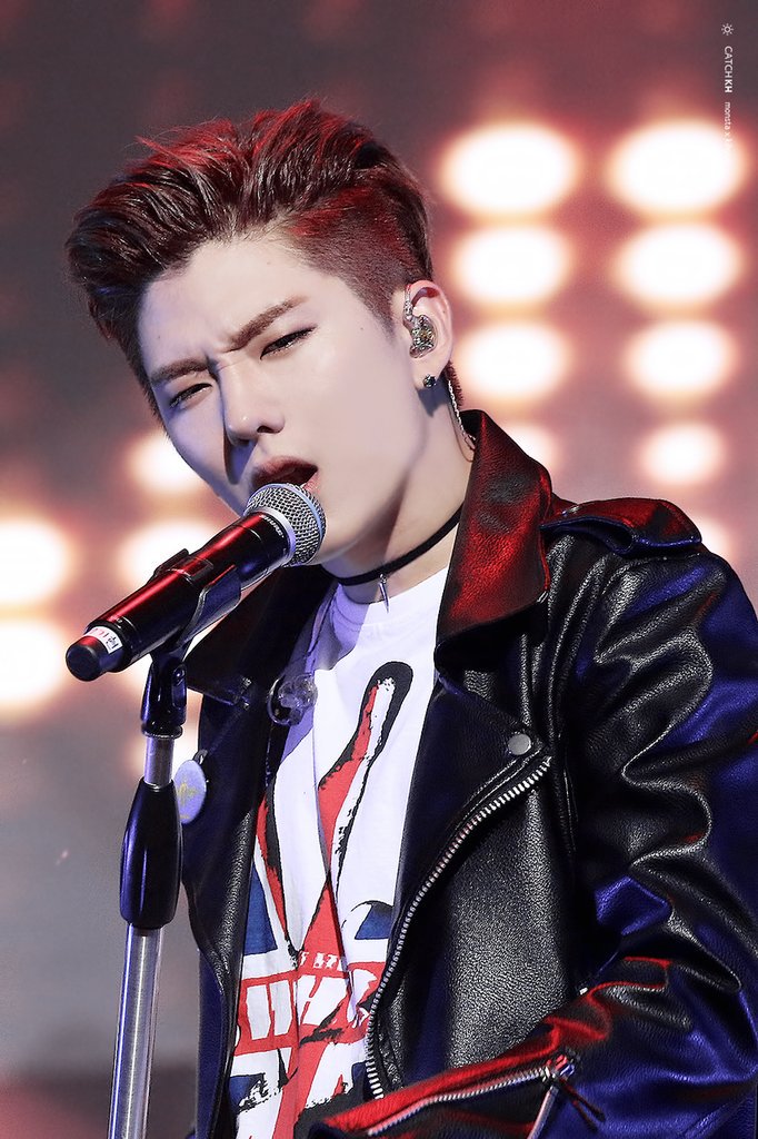 ~A Shark  Kihyun Thread~...aka a thread of Kihyun's sexy, charismatic side..his "dangerous shark" duality pic thread.