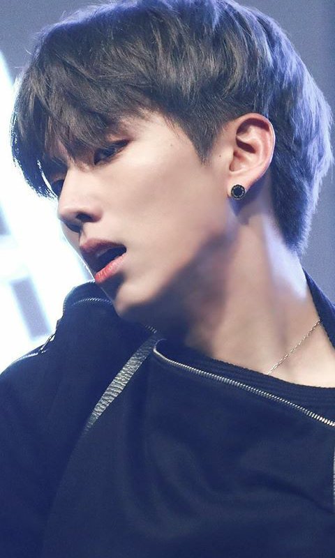 ~A Shark  Kihyun Thread~...aka a thread of Kihyun's sexy, charismatic side..his "dangerous shark" duality pic thread.