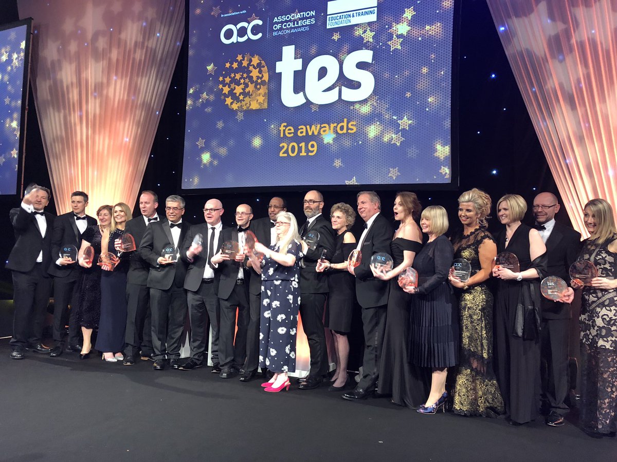 Great evening at #TesFEawards - @tesfenews do a fabulous & much needed job promoting in Further Education. UK really needs to understand everybody matters - by doing so productivity & social mobility will improve. A good start is to celebrate the people in the sector #AoCBeacons