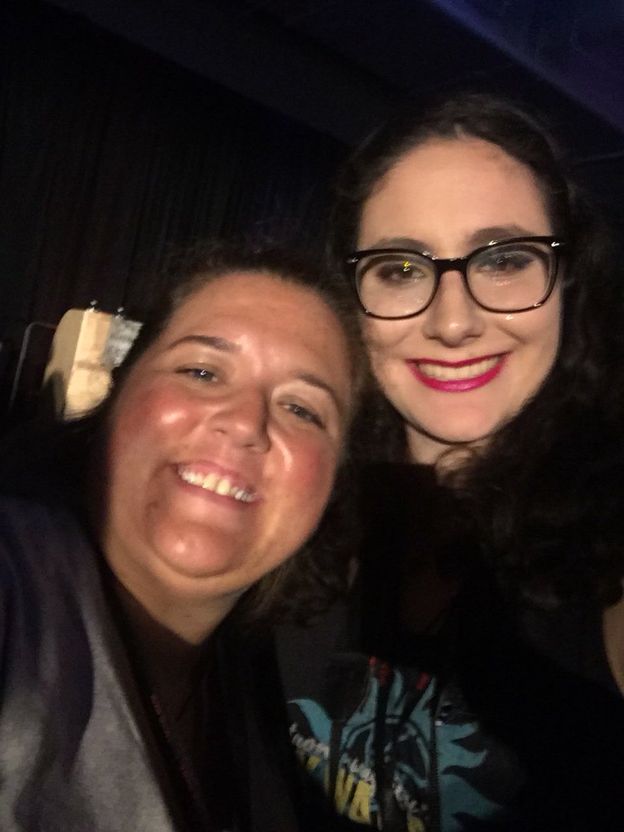 emilycoleyeah's tweet photo. Ok here are some friend ones because even Chris canโt capture how much I love yโall.
#SPNNJ-#SPNCLE Part One (@historychick29 canโt be tagged) https://t.co/wPkSwOzYPW