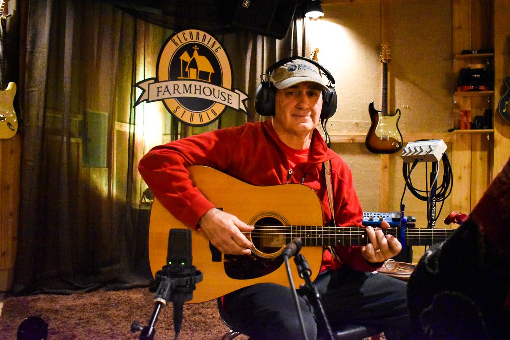 bryanhayesmusic's tweet photo. Had a blast with #Songwriter #RobertPropst @FH_Rec_Studio today! Honored to be a part of this music! #Producer #Engineer #FarmhouseStudio https://t.co/4SKLBm1SKw