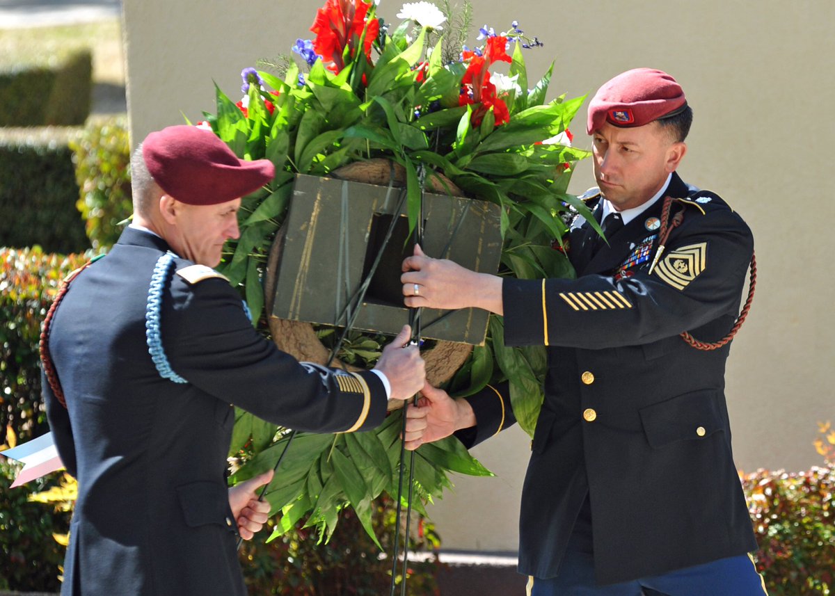 25 years ago, the 82nd Airborne Division suffered its most deaths in a single day since WWII’s Battle of the Bulge.

The 82nd Airborne Division hosted the Green Ramp Disaster Memorial Ceremony outside the Airborne Division War Memorial today.

#GreenRampDisaster #82nd