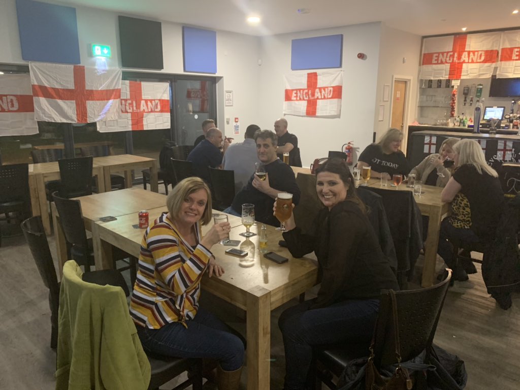 <a href="/ERFCYouth/">Everett Rovers FC</a> <a href="/everettrovers1/">Everett Rovers FC Saturday Team</a> <a href="/dave_preedy/">Dave Preedy</a> Thanks for a great night chaps. Great venue and great night had as always - the moretti is stunning. Resintek are always proud to support the Everett Rovers