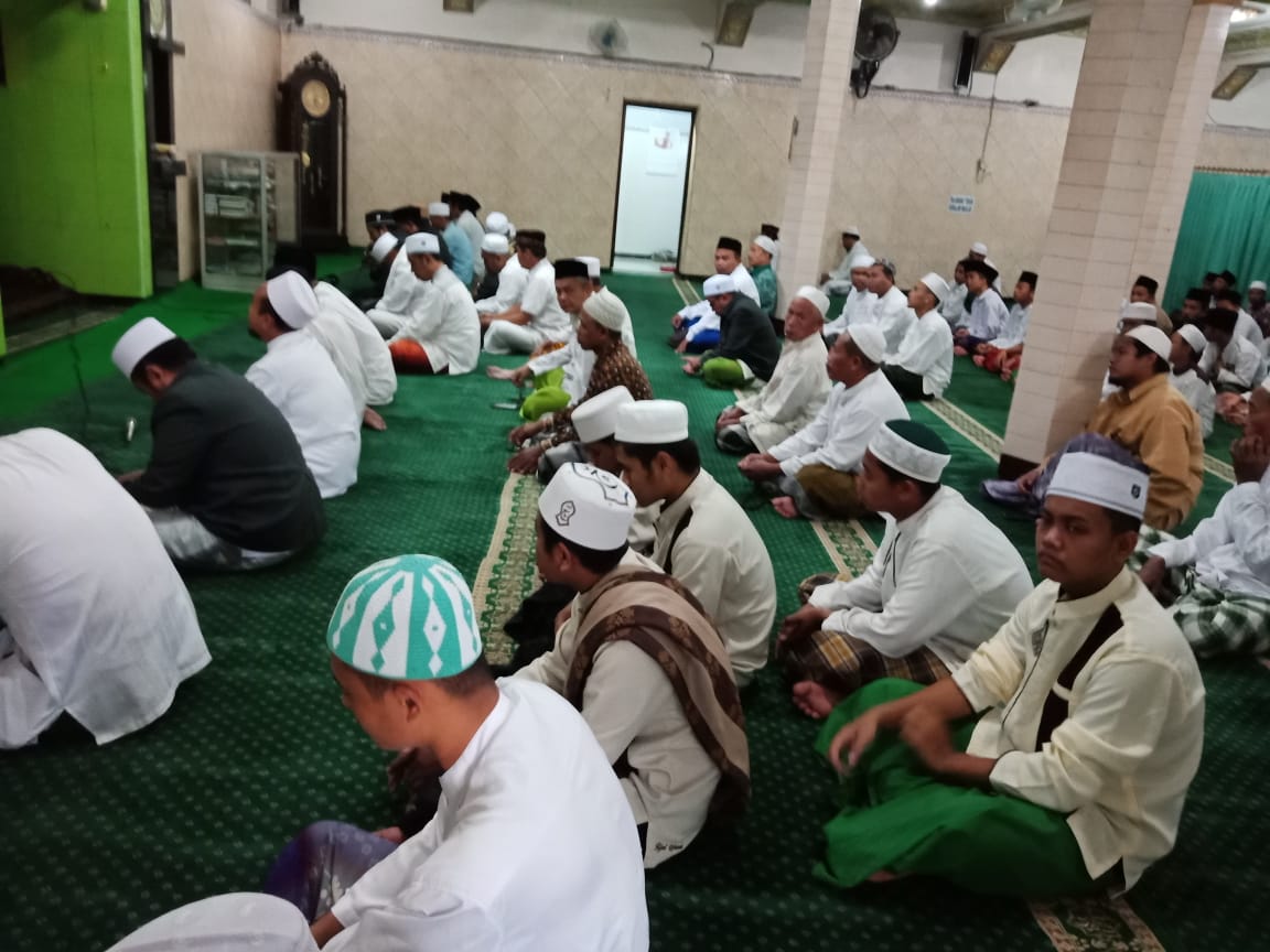 #Harlah96NU
Istighosah, Tahlil dan Pembacaan Shalawat Asyghill dalam rangka Harlah NU ke 96
<a href="/PBNU_164/">PBNU</a> 
@nujatim_online 
<a href="/DewantoAndry/">Andry dewanto Ahmad</a>
<a href="/AndryDewantoAh2/">Andry Dewanto Ahmad</a>