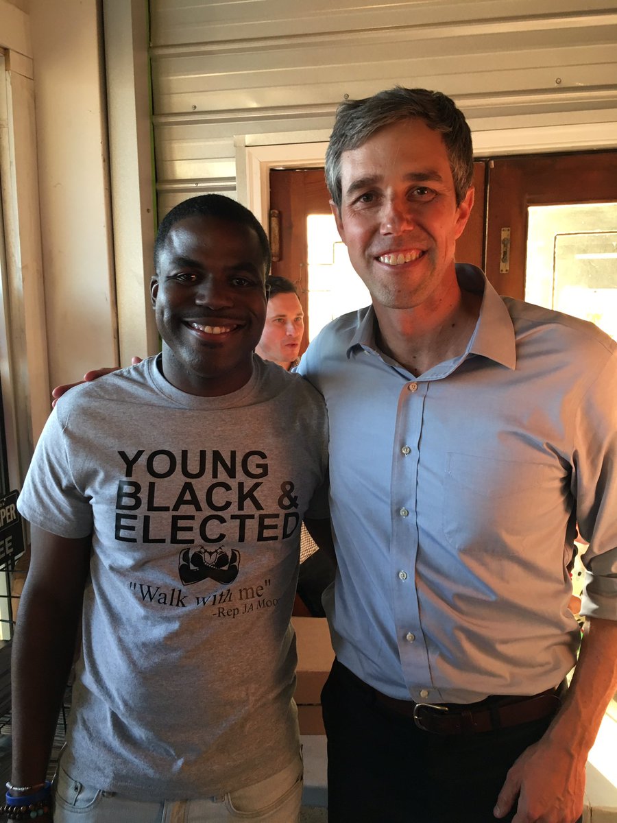 BetoORourke's tweet photo. Closing out an unforgettable first day in South Carolina with a town hall in Charleston. Energizing and refreshing -- so many people joining together on a Friday night. https://t.co/JJrpZ1aIU8