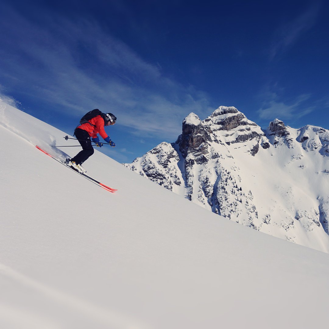 Spring is a Magical Time 🌷☀️🍉
#heliskiing #march #spring #valhallaproject #skiing #snowboarding #mountains #epicday #luxury #travel #kfheli #bestdayever