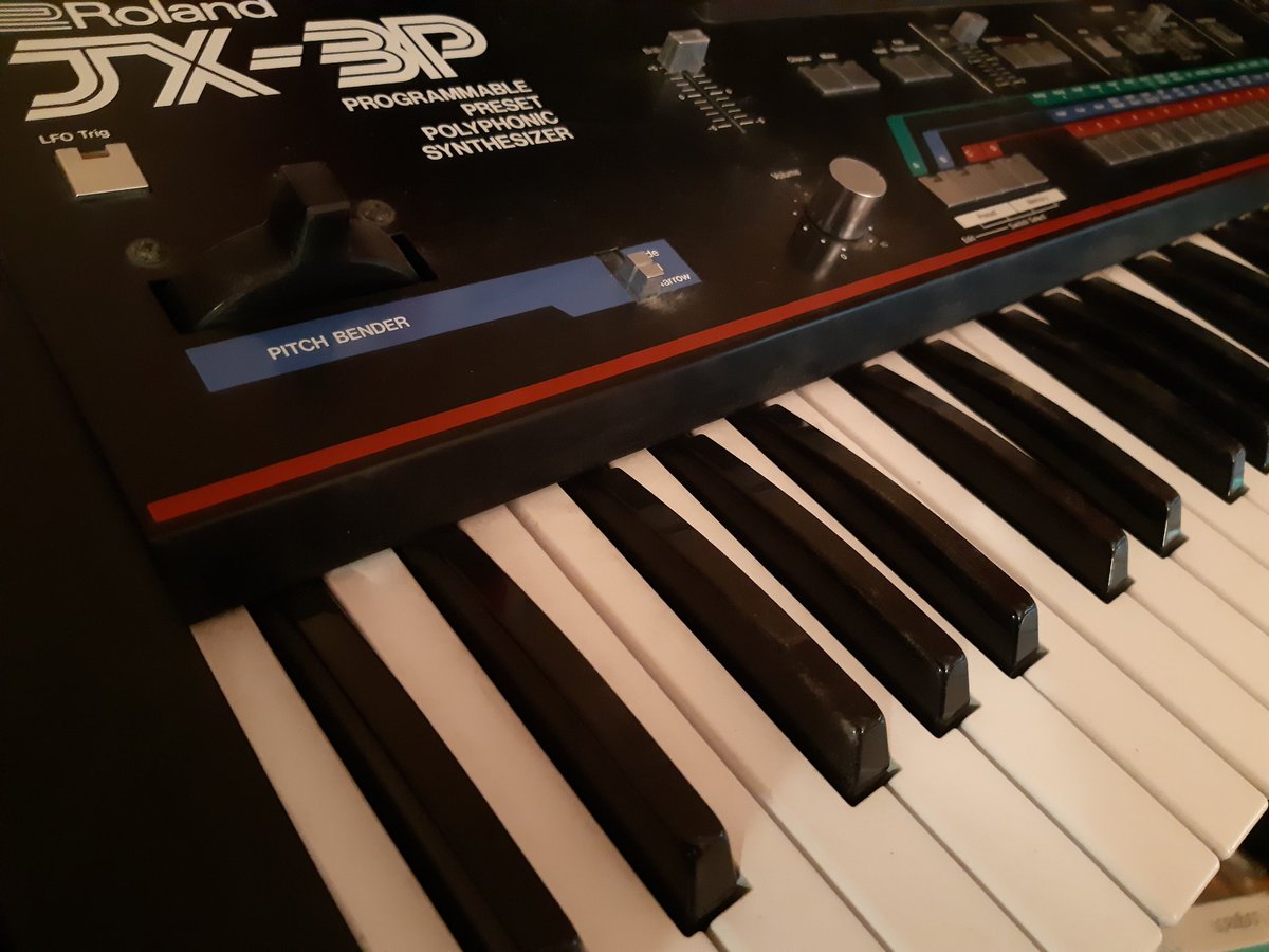 WowGuySol's tweet image. I love my JX-3P! I don't have the external patch editor, but I find the unpredictable nature of the menu editing method yields some really interesting results. I can't seem to get a bad sound!
#composer #synthnerd