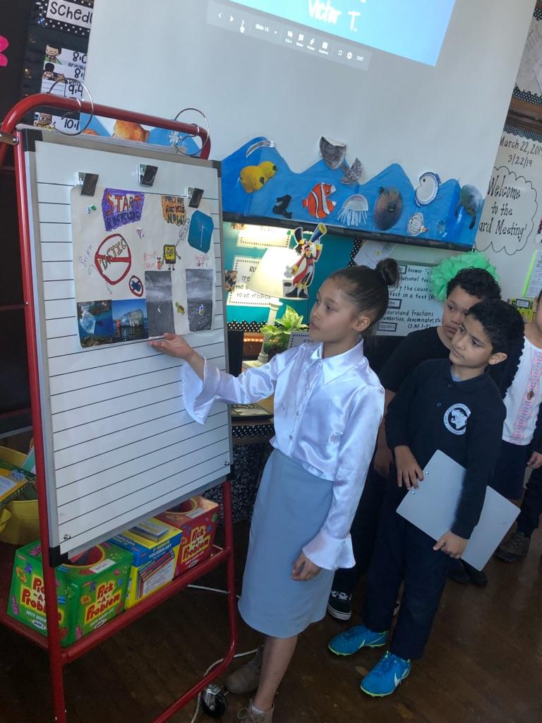 palmer_panthers's tweet photo. 3rd graders in Ms. Dolan’s room presented their solutions to the problem of the Great Pacific Garbage Patch. Great minds and great ideas!  @TheOceanCleanup  #GPGP https://t.co/tTP90vurEw