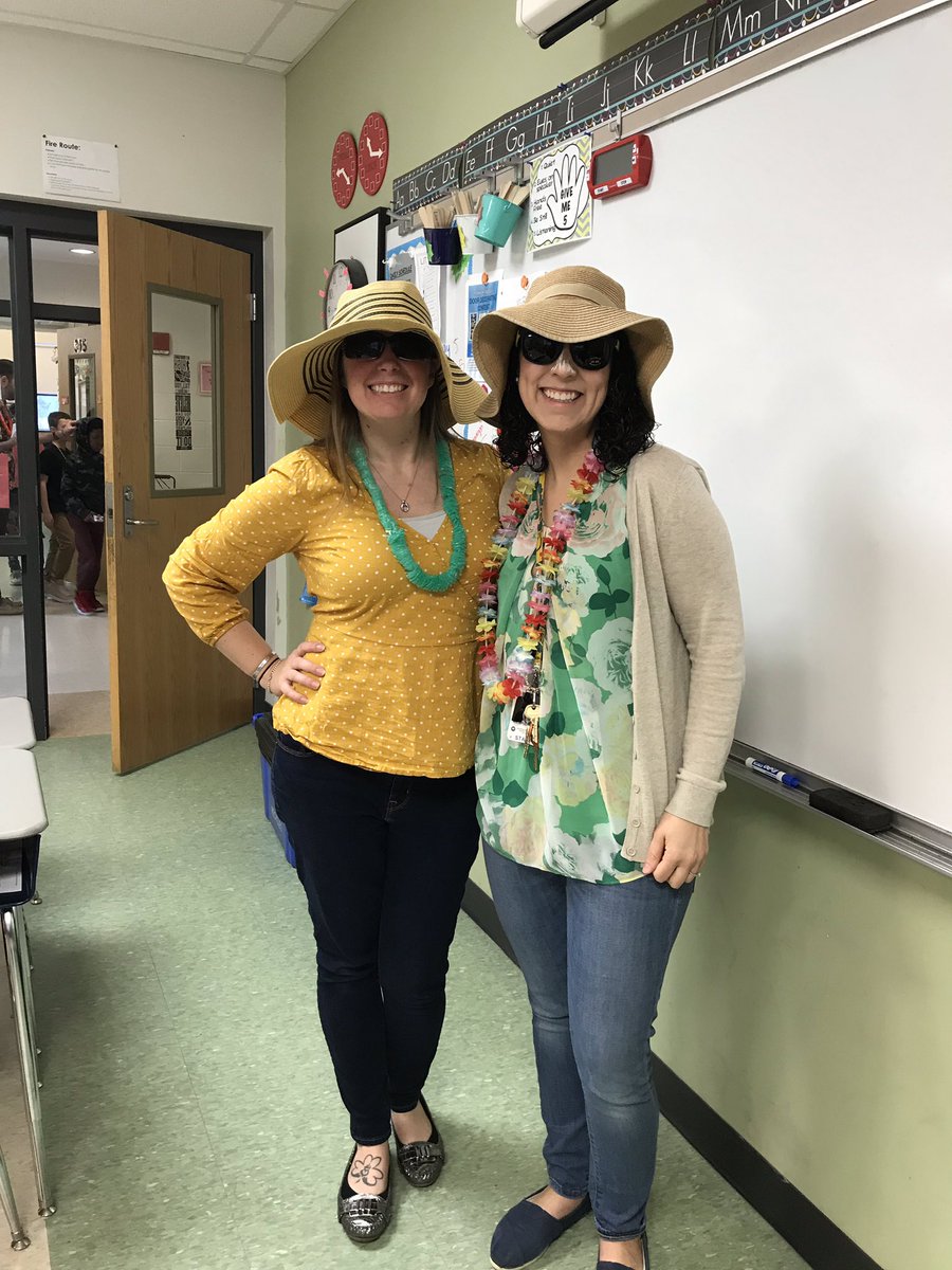 Mrs_Dalessio's tweet photo. A few more Florida Friday! #parkerspiritdays @parker_middle @inabeth_parker @MrsK_Kelly https://t.co/wcUQd6Im51