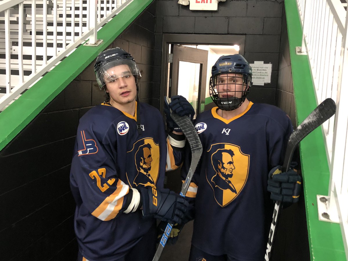 WW_Hockey's tweet photo. Congrats to @sam_techel making his @NAHLHockey debut tonight and this weekend with the @Jr_Blues. Gets to play alongside his brother  @17nitechel #GoWarriors #nextstep #EarnIt https://t.co/DlQDKCb61Z