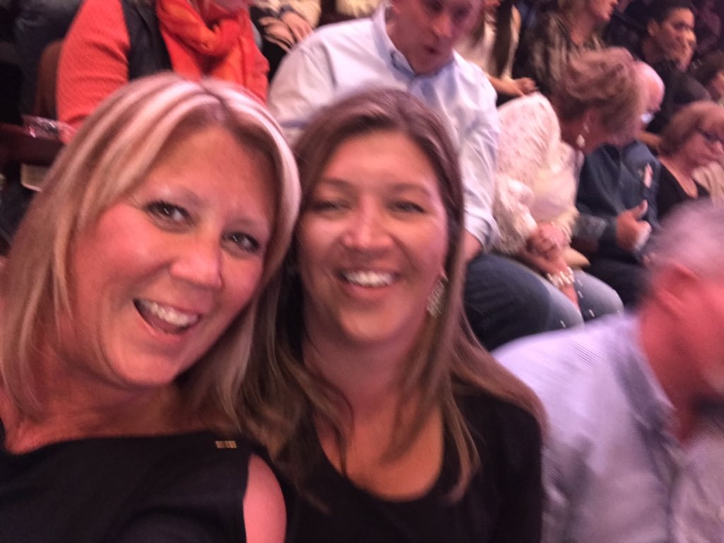labbe_michelle's tweet photo. #BSHARTFORD https://t.co/Skl0RFqFMy