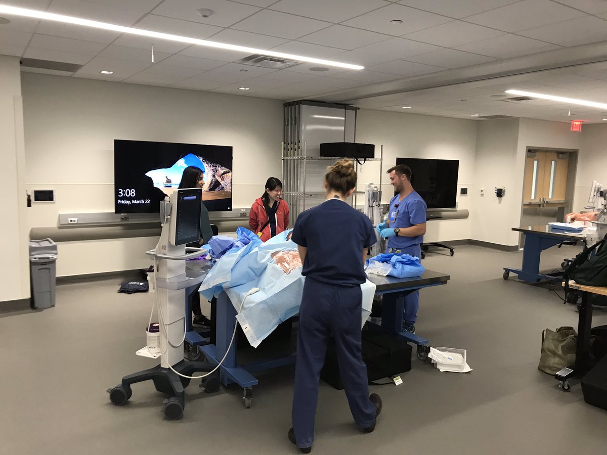 DallasEMed's tweet photo. Great group teaching UTSW fourth year medical students central lines before they start their respective residency! @UTSW_EM #meded #teaching #handsonlearning #spreadingtheknowledge #emasleaders #whydallasem #dallasemfellowships #cometrainhere https://t.co/j2oXq5hCWy