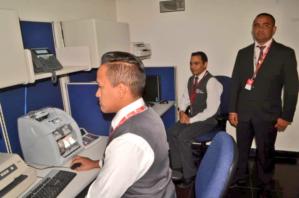 josemvasquez's tweet photo. ¡INAUGURADA! Nueva agencia del Banco del Tesoro en el municipio Esteros de Camaguán. El desarrollo económico y equilibrado en nuestro estado está garantizado.

#EnCuerpoYAlmaPorGuarico

.@NicolasMaduro .@bcodeltesoro .@EneidaLayaPsuv https://t.co/yLrmf2GpTP