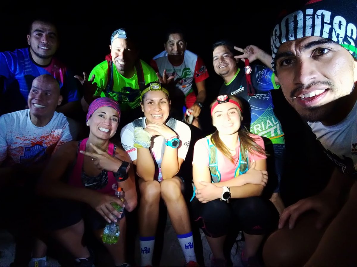 jmanuelm3x23's tweet photo. Los jueves de cerro nocturno son padrísimos y más con los amigos, tocó estrenar ruta en bugambilias 
#YTuLimiteDondeEsta
#NoCorresSolo
#ElNaranjaEsMiColor
#YoElegiCorrer 
#LoveRunSmile
#DeSangreNaranja 
#RunNowBeerLater
#Marathorunners
@omicrongs  @Training_10K https://t.co/gTzT9YxVTm