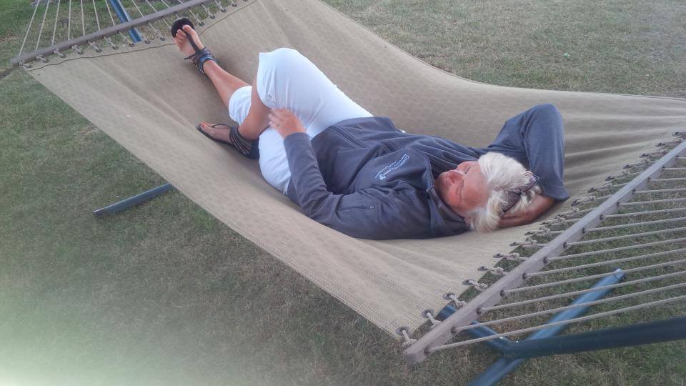 bluebird1925's tweet photo. @FreedomMobile @SamsungCanada This is my ideal staycation #FreedomFriYAY https://t.co/RIhCURtwyN