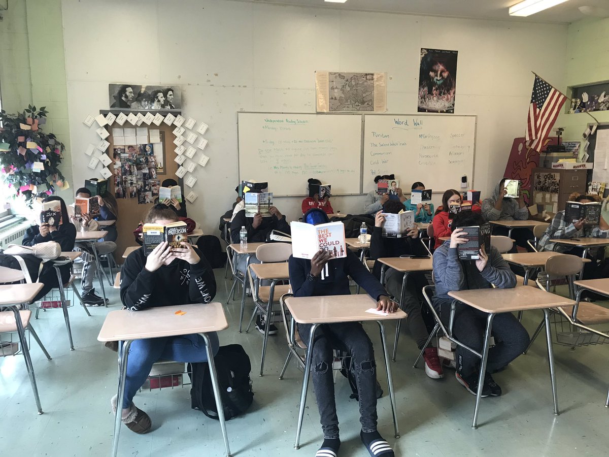 Every student with a book they love @WHschools in high school English! #diversebooks #nomorefakereading (book covers only to protect student privacy—they read much more comfortably ;) <a href="/teachcmb56/">Colette M Bennett</a> @ACES_PDSI