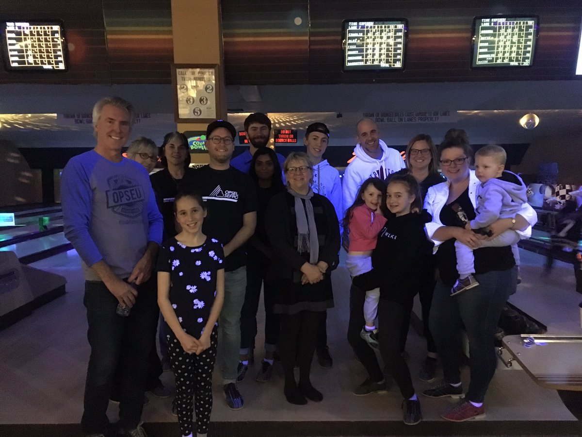 OPSEU_Local_352's tweet photo. Team OPSEU Local352 faculty at #Fleming support Big Brothers Big Sisters Bowl for kids sake. https://t.co/FhEHMHrCxX