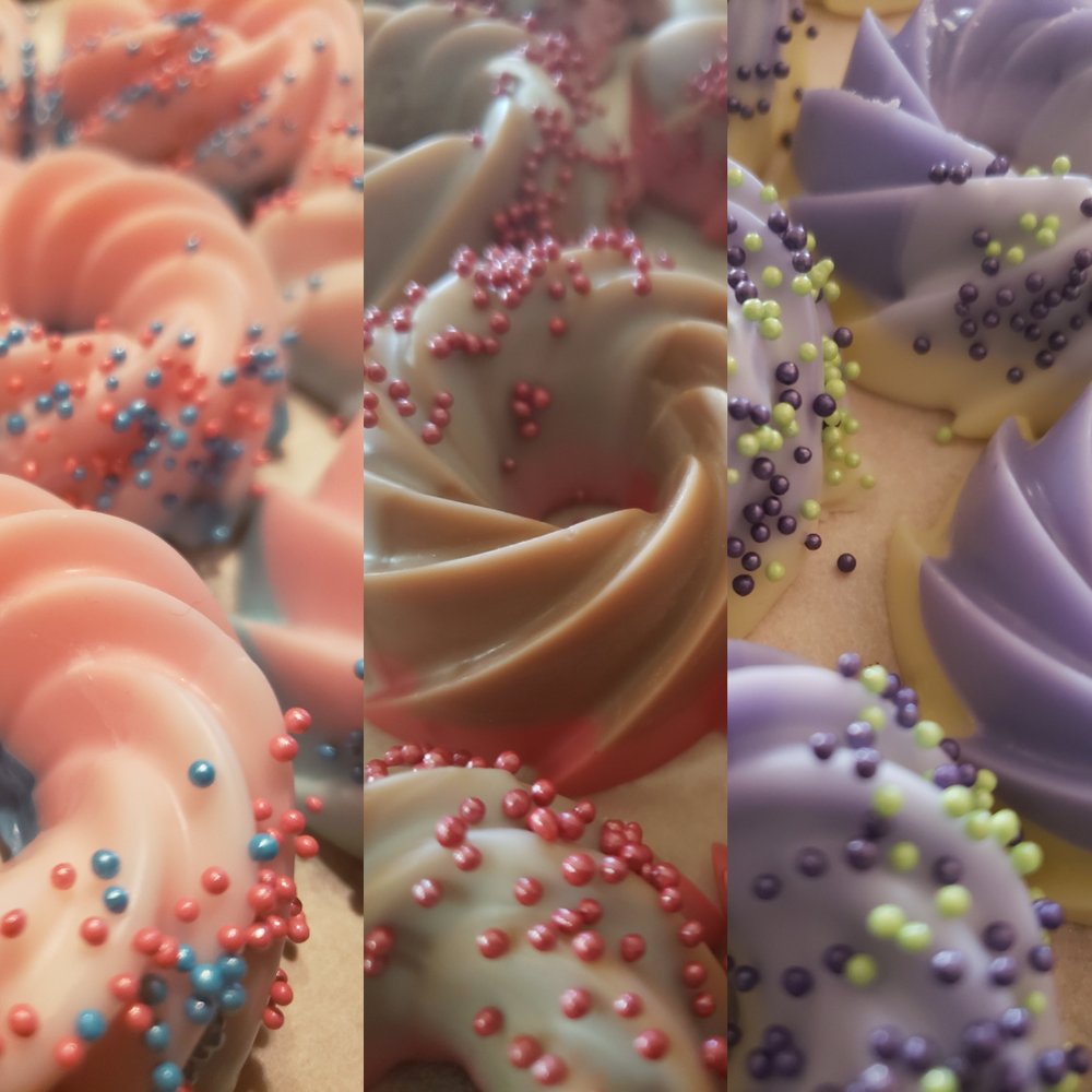 BodySpyce's tweet photo. Just added Mini Bundt Wax Melts to the shop! Check it out here: https://t.co/Z5QmehRWMx https://t.co/gtdyDdQsZ2