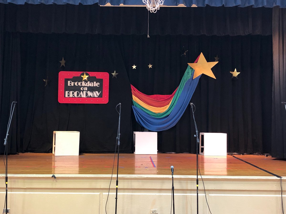 BrookPrincipal's tweet photo. Bravo to the cast and crew of Brookdale on Broadway! Our talented students did an amazing job! Shout out to my awesome staff for coming together for our surprise performance! #brookdalerocks #dreambig https://t.co/0S58KAQYRM