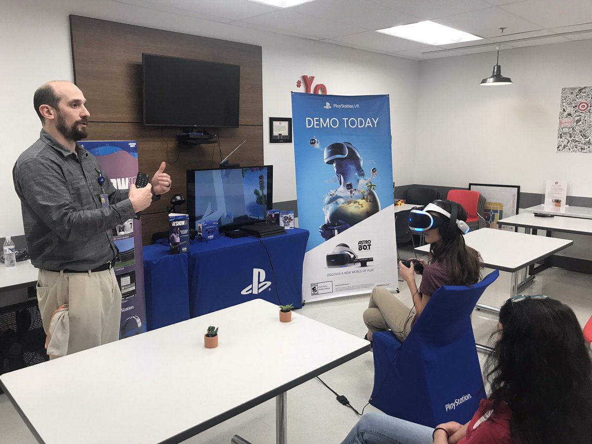 Thank you <a href="/PlayStation/">PlayStation</a> for providing T1805 with a virtual🖥 demo today!🕹🎮#training