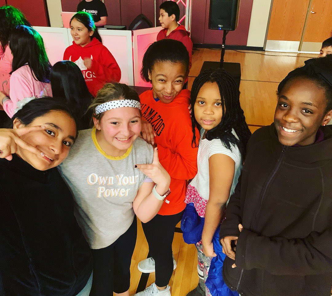 mslordpt's tweet photo. SOOOO much fun at the #PBIS dance celebration! #d56achieves #ptpride https://t.co/rloI7wbBrW