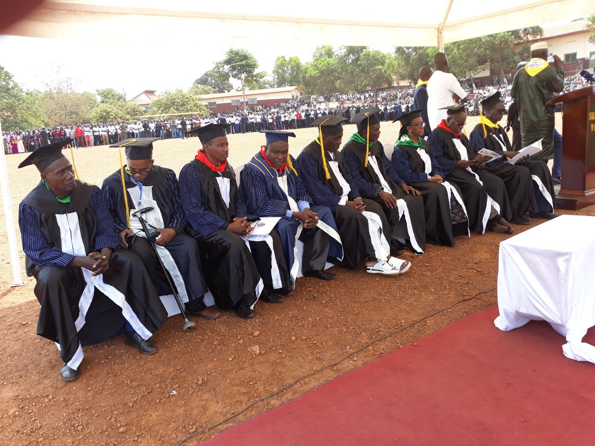 UGLCS's tweet photo. L'@UGLCS Décerne le titre de Docteur Honoris Causa à Son excellence Monsieur le Président de la République le professeur Alpha Condé. https://t.co/9kc1PGhUTo