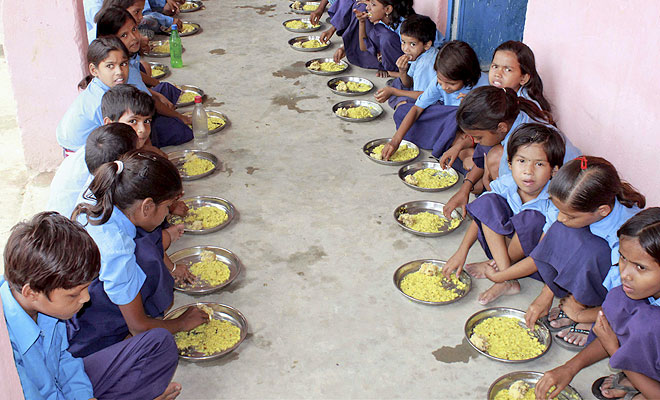 em203mdurigon's tweet photo. This picture shows us what we need to focus on, in order to stop/slow down malnutrition! We need to focus on the children! #EM203Robin https://t.co/NbMD4TgXka