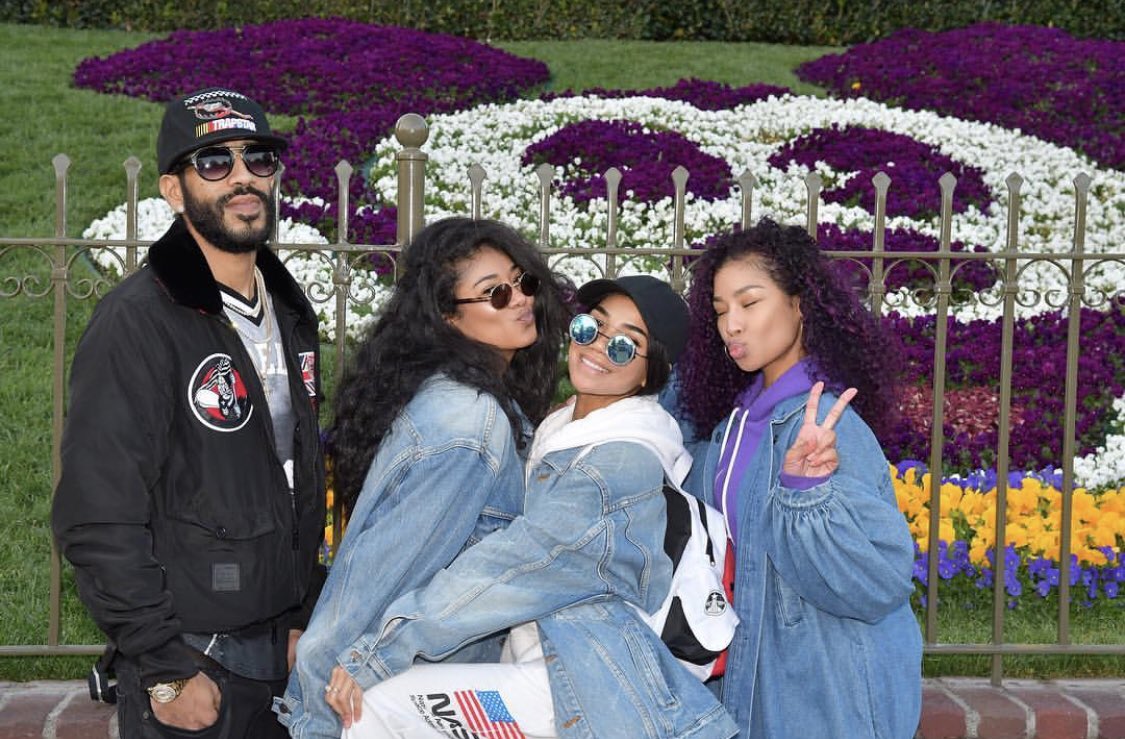 MilaJ's tweet photo. FAMILY MATTERS. #ThankGODforSiblingsππ½ #Chilombo #LaRoyalty https://t.co/eRAKeAWBps