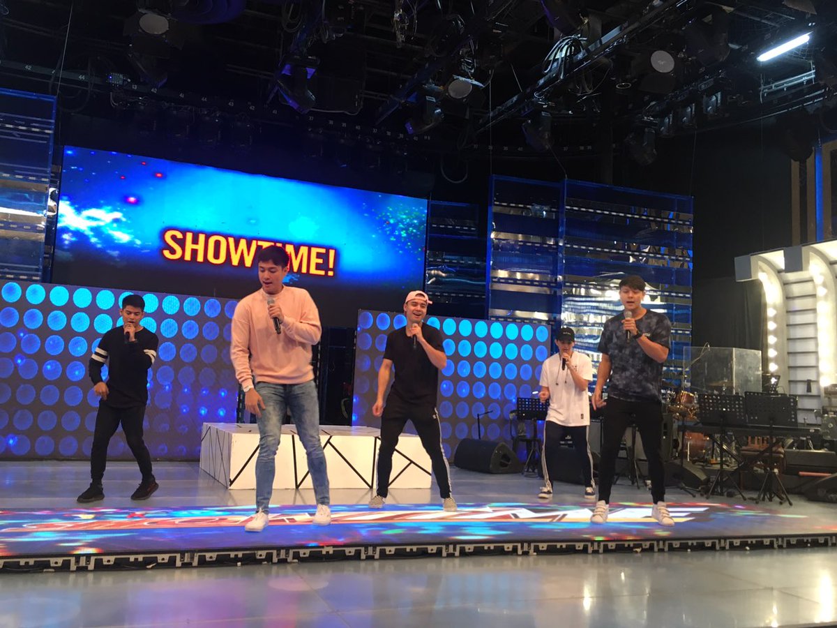 BoybandPH's tweet photo. Our boys rehearsing with the rest of the gang for the opening of @itsShowtimeNa! #ShowtimeTripMo https://t.co/EszPPeAnzp