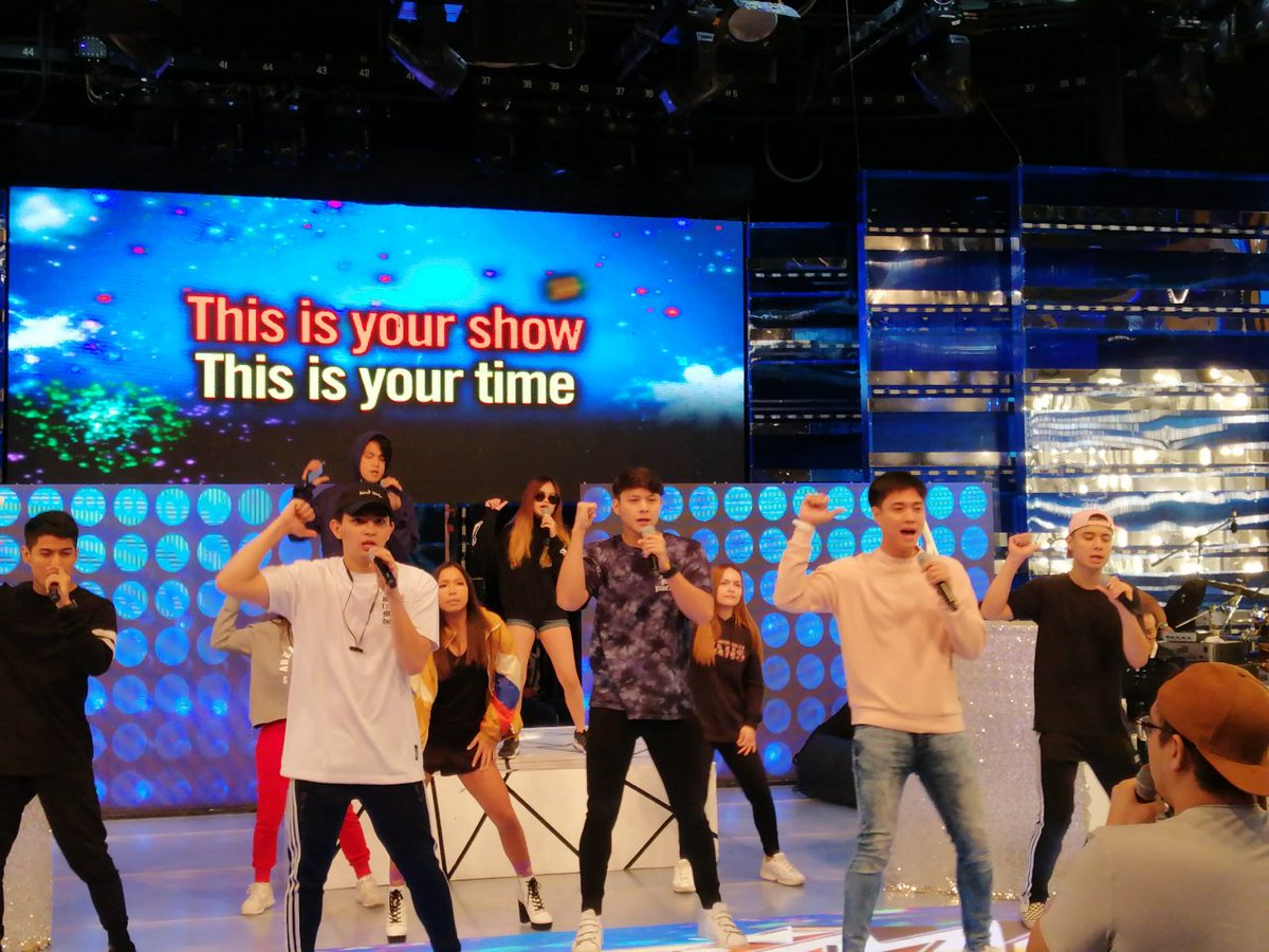 BoybandPH's tweet photo. Our boys rehearsing with the rest of the gang for the opening of @itsShowtimeNa! #ShowtimeTripMo https://t.co/EszPPeAnzp
