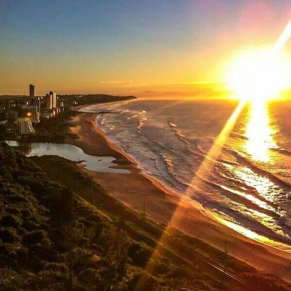 dbntourism's tweet photo. Good Morning Durban. https://t.co/rII2MdVcqB