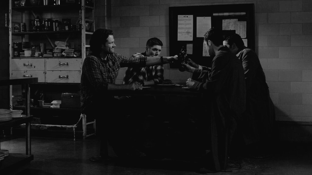 HuntersPlantao's tweet photo. Sem dúvidas finais são difíceis. Mas por outro lado, nada realmente acaba.

��� Supernatural https://t.co/Dbw4J32iOp