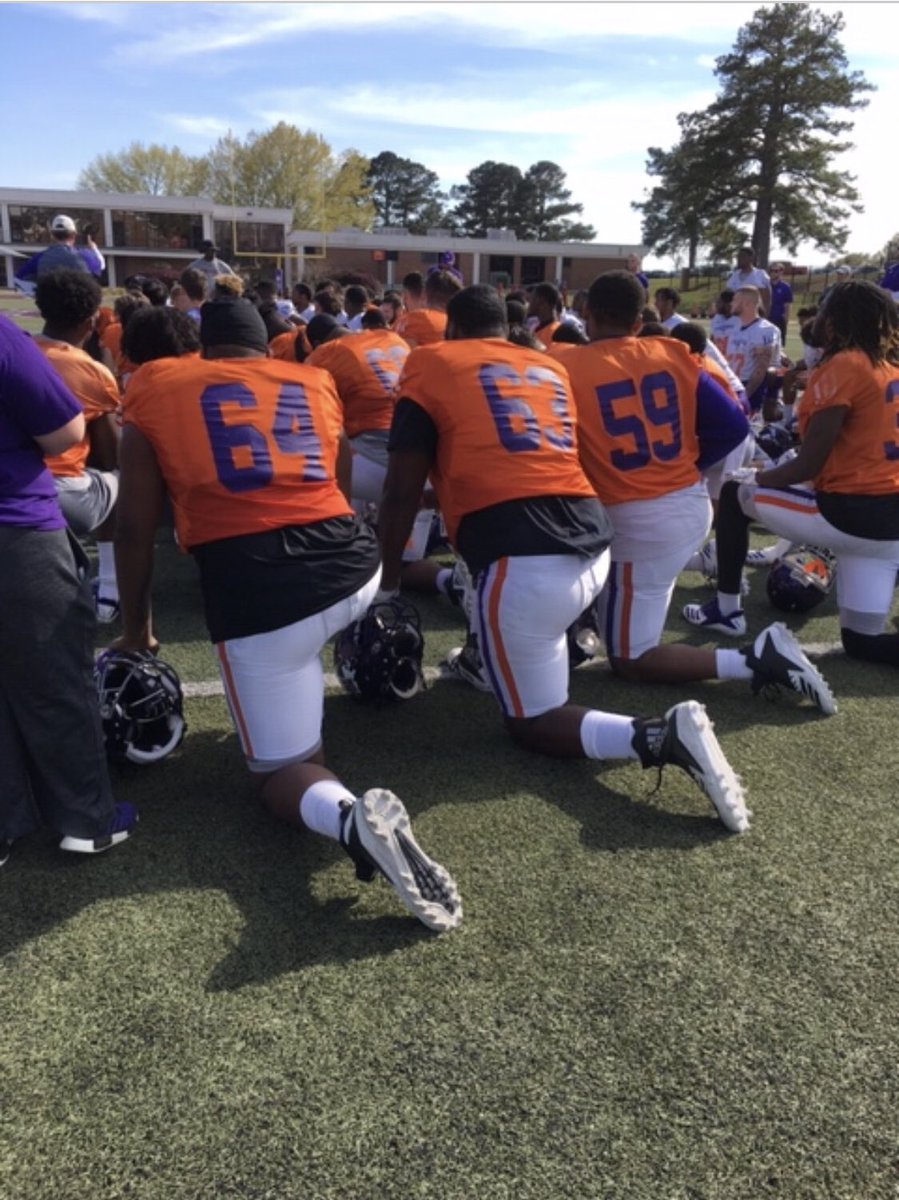 CoachSlaughter2's tweet photo. Scrimmage number 2 tomorrow. #fridaymood A bruise is a lesson and each lesson makes us better. #TryingToBeGreat The one who falls and gets up is stronger than the one who never tried. https://t.co/TwoMSjmnvU