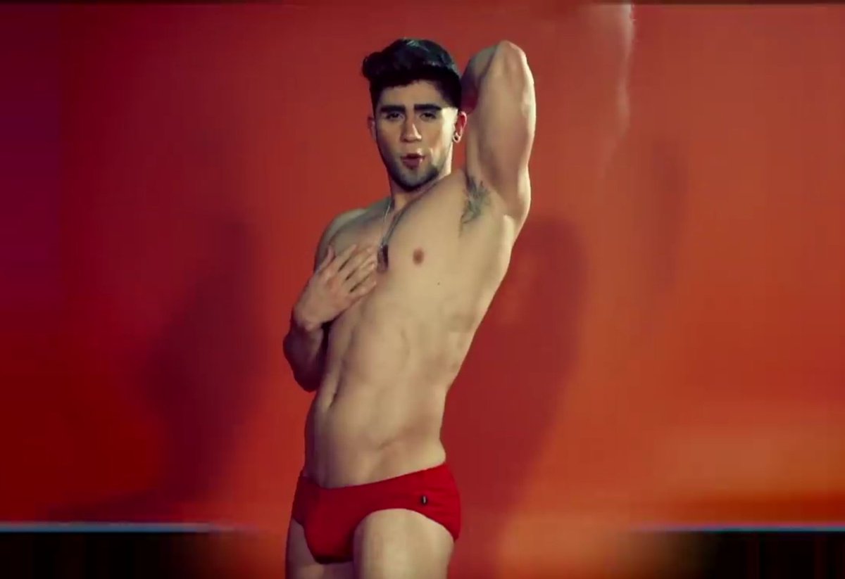Bravisima_OF's tweet photo. Lo siento @isbo_official les faltรณ ser mรกs originales, concepto parecido a @CAZWELLnyc mรบsica producida por Neikomusic que se escucha mucho a la de Manelyk no sรฉ no convence, es rico y se gosa verlos pero y lo original @soyvayavaya @El_Princip1to #QueSexy https://t.co/QfeNnAU0Vh