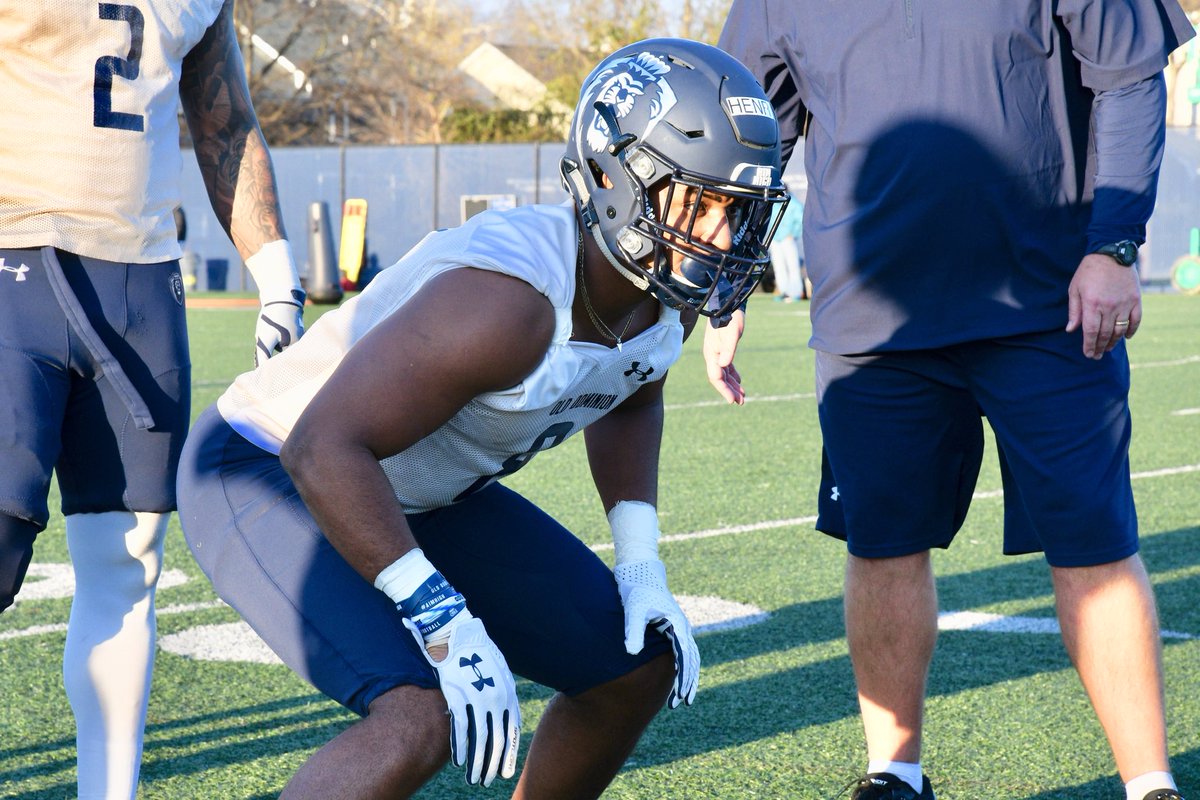 RipZee_Ryan's tweet image. Crafting 🦍8️⃣
#RipZee💯