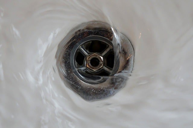 NyaCuoco's tweet photo. Clogged #Sinks are a Common Occurrence in Every #Kitchen. Here are 7 Safe and Easy Tips to Unclog #KitchenSinks.  #UnclogKitchenSinkPipes #CleaningTips #KitchenCleaningTips #TipsToUnclogKitchenSinks #CleaningSupplies
https://t.co/WftRTR55RJ https://t.co/0XpDNYE2hb