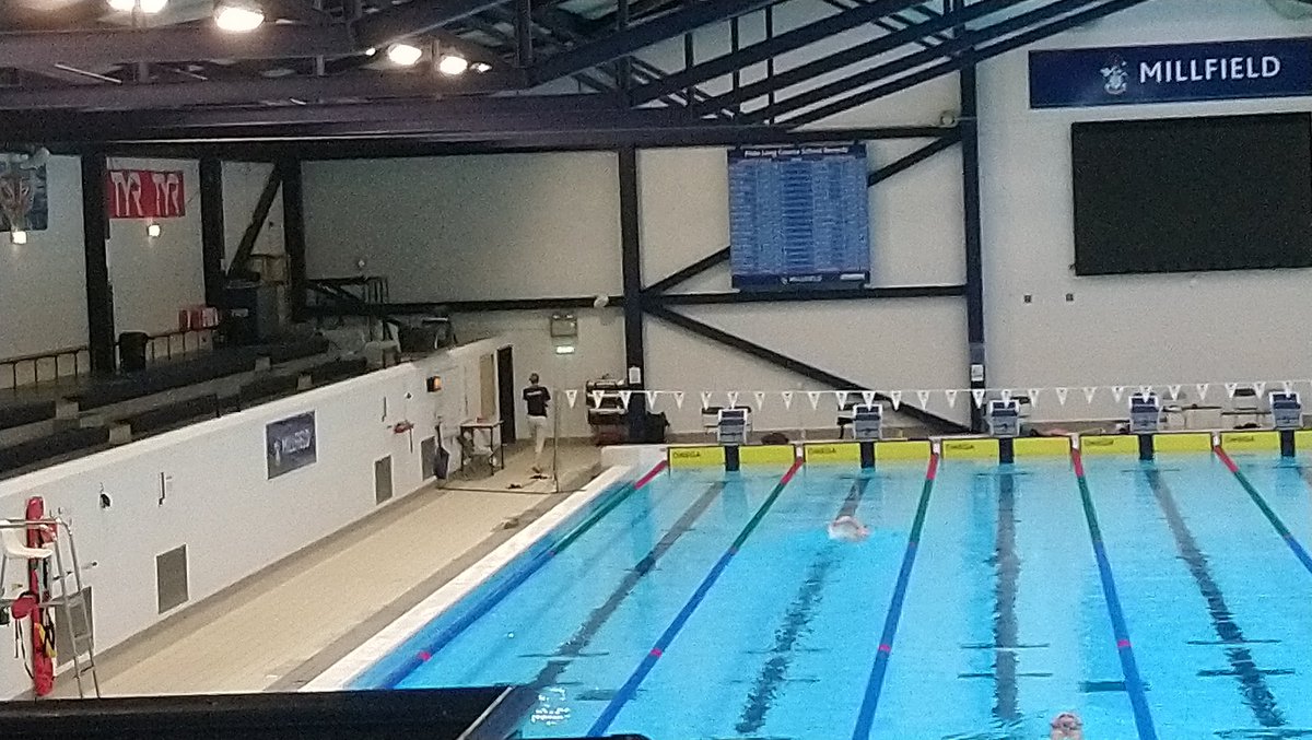 ayap21's tweet photo. Here and ready for first full day of fast racing!! @MillfieldSwim @streetswimclub @TYRUKClubSuppt @tyr_uk https://t.co/BZIW6Godks